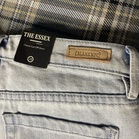 NEW BlankNYC The Essex Classic Cut Off Jean Shorts - Picture 6 of 7